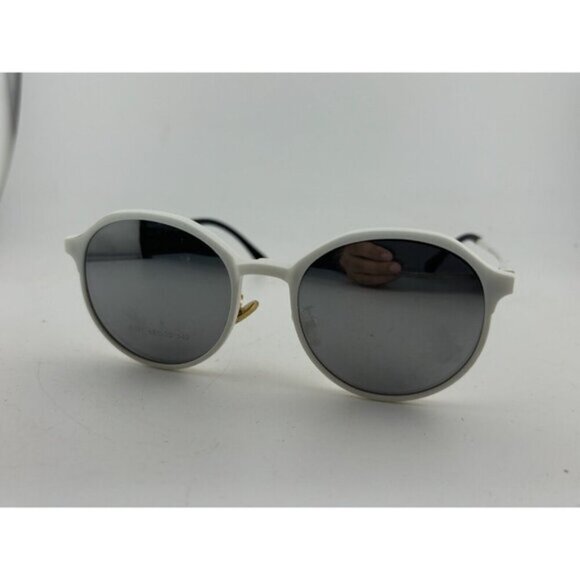 Round Clip-On Model 8031 48-20-142 White & Gold Sunglass / Eyeglass Frames - Picture 2 of 6